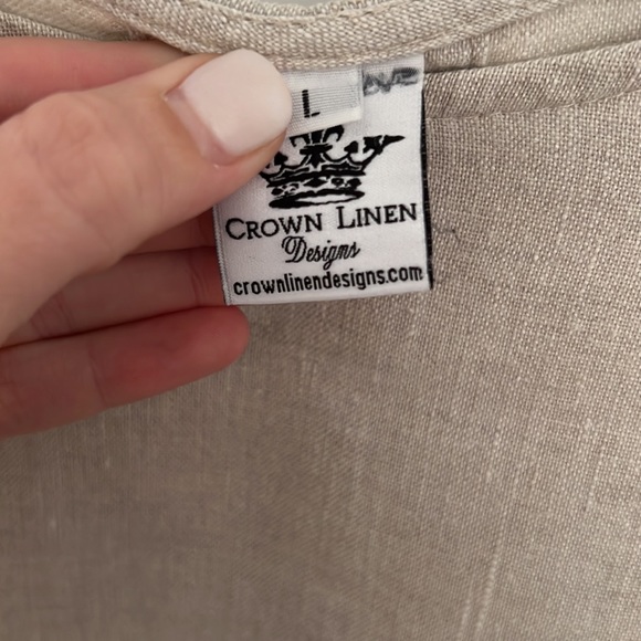 Beautiful Never Worn White Linen Tunic - Picture 2 of 3